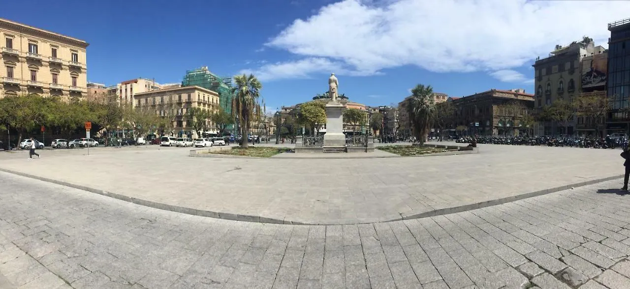 Yudina B&B Palermo 3*,  Italien